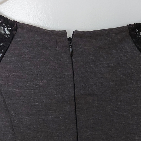 LNBF grey dress with lace sleeves - Picture 7 of 7